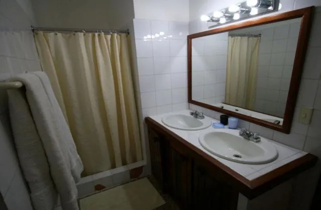 Olas De Oro Villas Cabarete bathroom 1